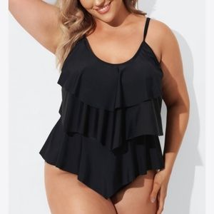 Coco Reef swimsuit top size 18W/40DD black NWT